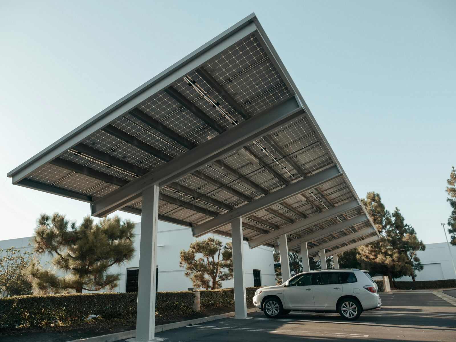 Shade Structure Ideas to Protect Both Vehicle and Home in Palm Beach
